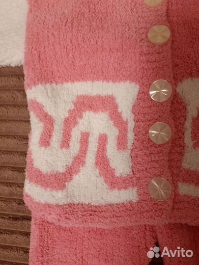 Костюмчик для девочки вязаный