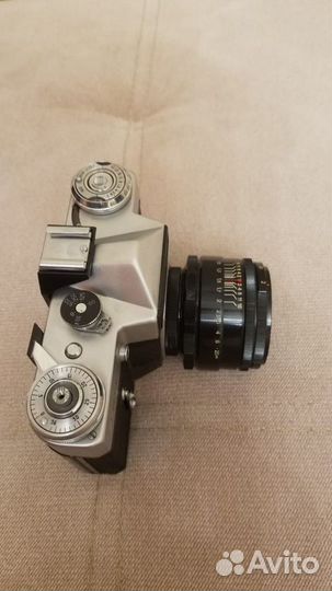 Фотоаппарат Зенит-Е в коробке