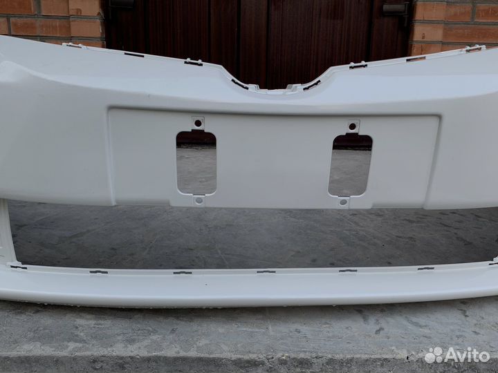 Бампер передний Toyota Corolla Е180 рестайлинг