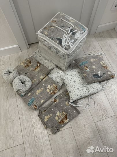 Комплект бортиков в кроватку