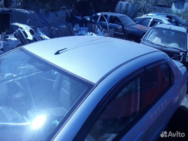 Крыша Хонда Сити, Ария