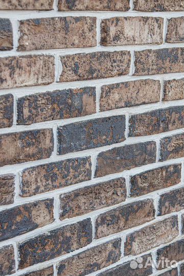 Кирпич ручная формовка Коричнево-черный