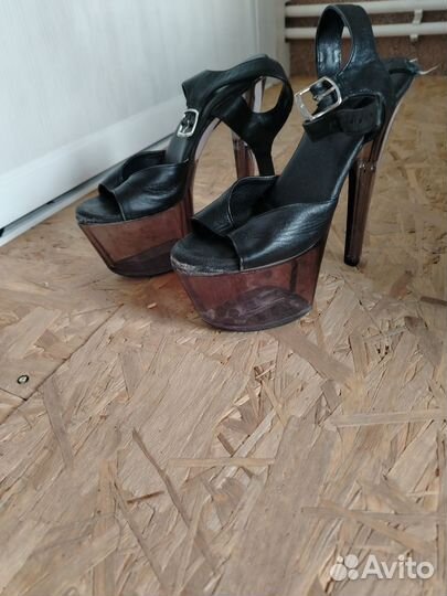 Босоножки женские 39 размер