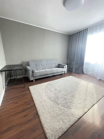 2-к. квартира, 56 м², 5/5 эт.