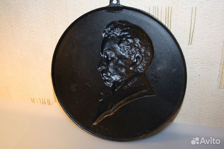 Плакетка чугун 