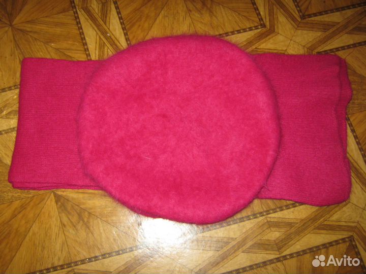 Комплект из ангоры (берет с шарфом)