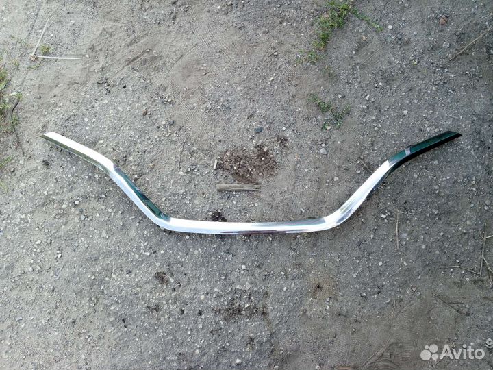 Хромированная накладка решетки радиатора каптюр