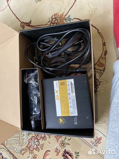 Блок питания cougar 1050w