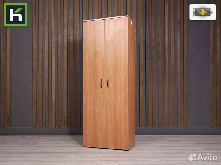 Офисный шкаф для папок, книг