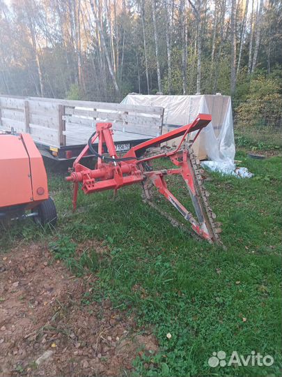 Бара траншеекопатель