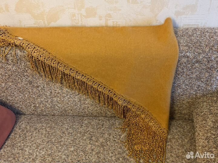 Косынка новая из ангоры