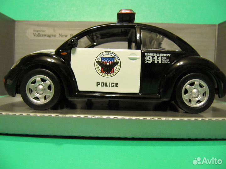 Модель police VW New Beetle 1 32 Sunnyside новая