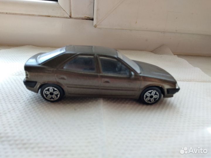 Burago - Citroen Xantia 1:43 ранний
