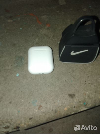 Airpods 1