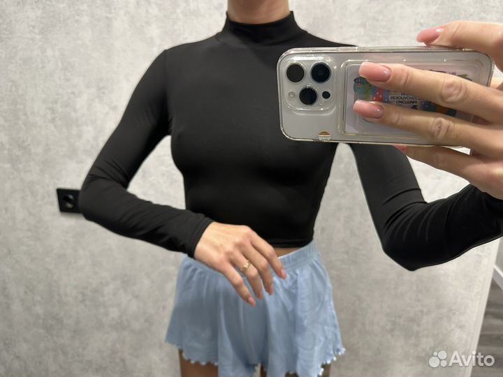 Водолазка логслив 44 с откоытой спиной