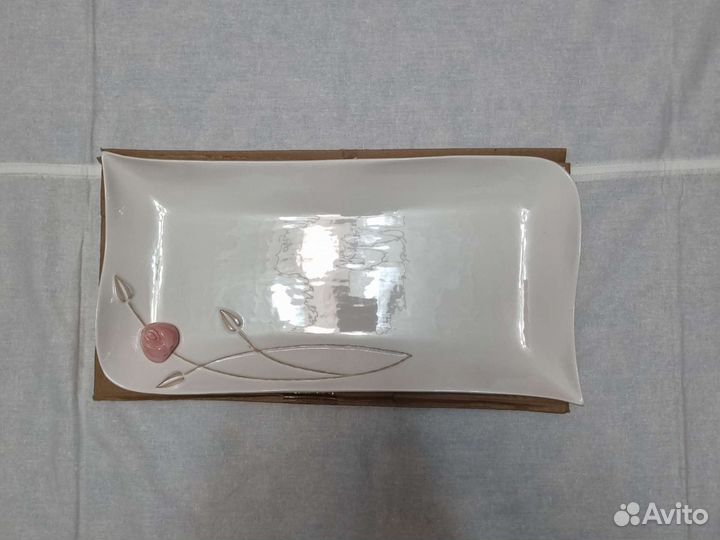Блюдо фарфор