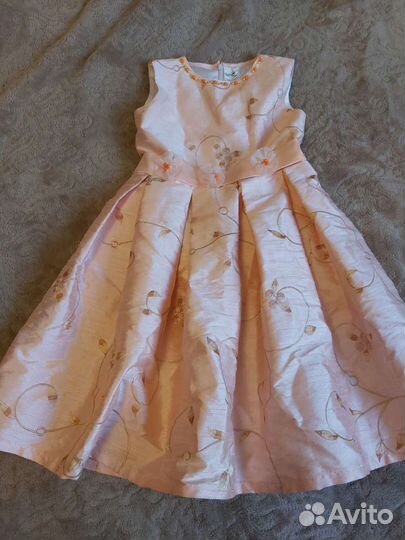 Платье нарядное на девочку 5 лет
