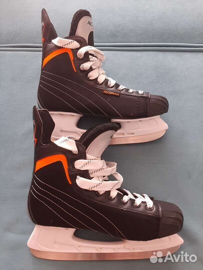Коньки хоккейные размер 43 и 39