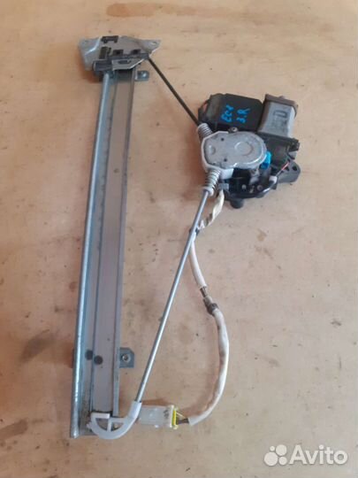 Стеклоподъемник задний правый Mitsubishi Galant 8