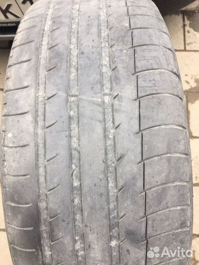 Michelin Agilis 235/55 R19