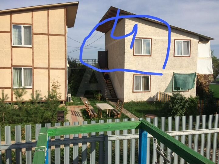 Таунхаус 25 м² на участке 5 сот.