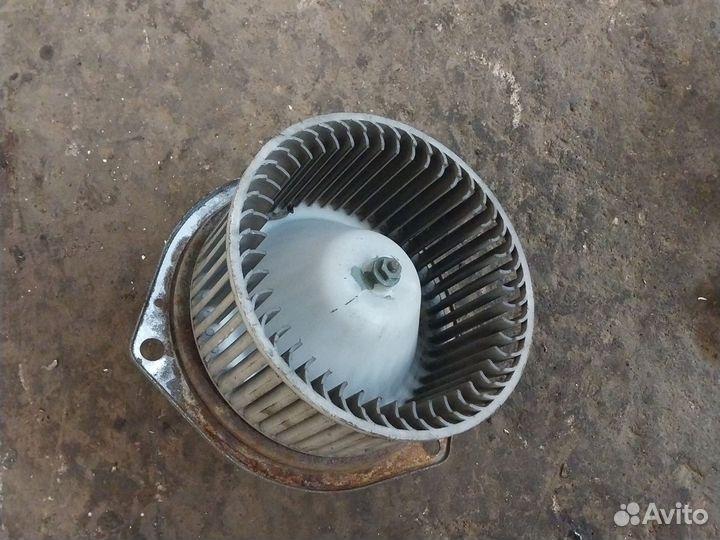 Вентилятор печки Mazda 626 GE