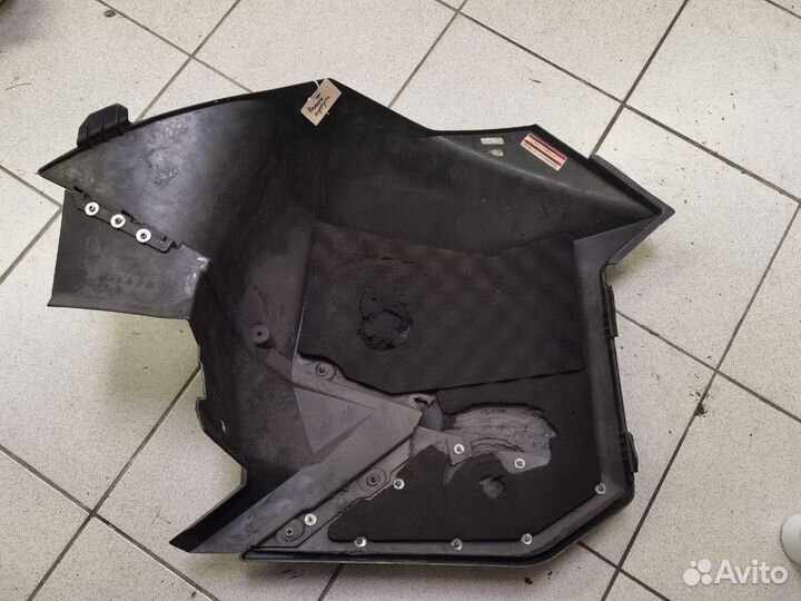 Панель корпуса BRP Summit 800 T.E.C