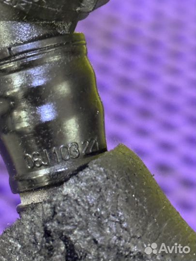 Трубка картерных газов Volkswagen Tiguan 5N1