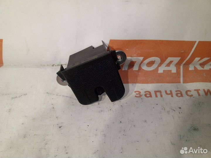 Замок багажника Volkswagen Tiguan 2009 3C9827645A