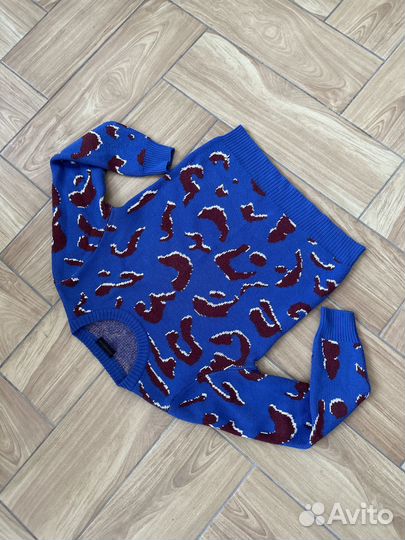 Свитер Trussardi