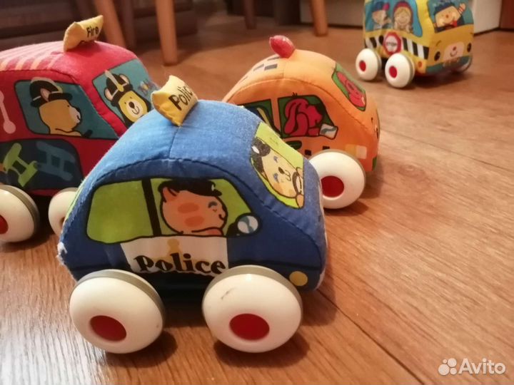 Развивающие игрушки пакетом