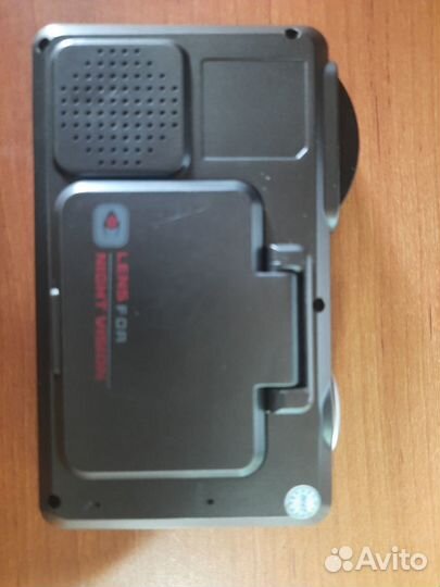 Видеорегистратор для автомобиля с радаром