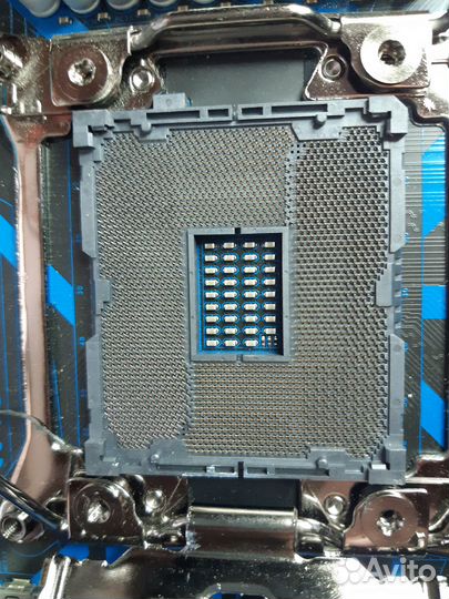 Материнская плата 2011 v4 Huananzhi Х99 QD4