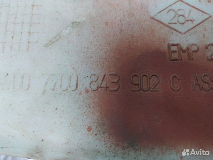 Бачок омывателя лобового стекла Renault Scenic 1