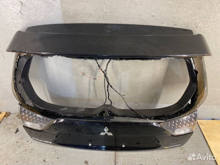 Крышка багажника Mitsubishi Outlander Xl CW5W