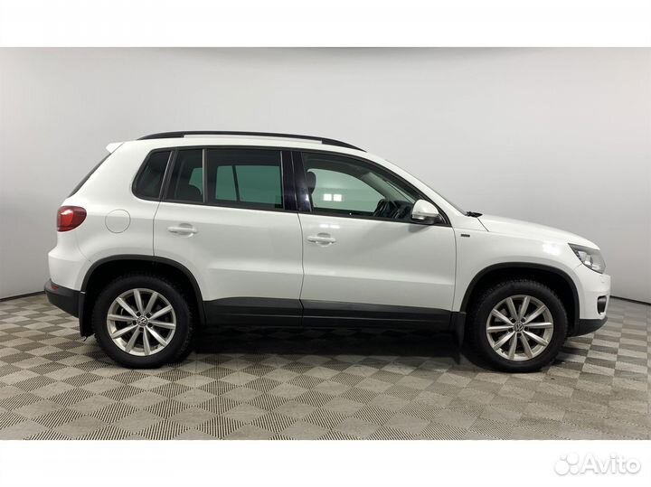 Volkswagen Tiguan 2.0 AT, 2016, 117 001 км