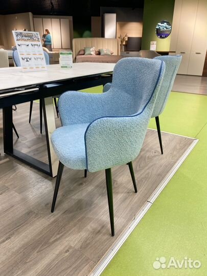 Большой выбор стульев