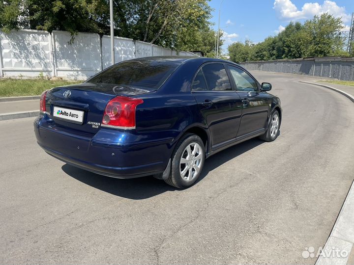 Toyota Avensis 2.0 AT, 2004, 200 000 км