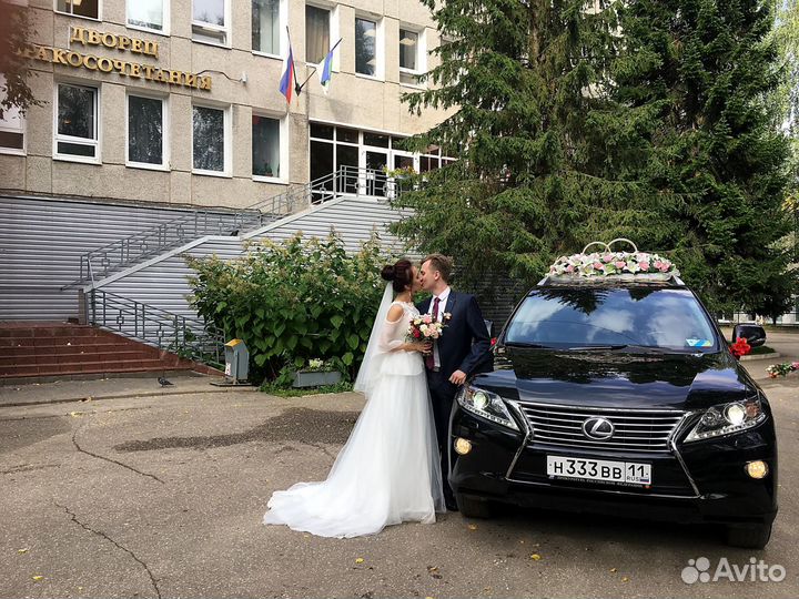 Аренда авто с водителем на свадьбу с украшениями