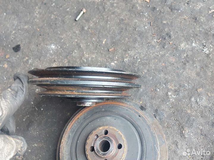 Шкив коленвала днмпферный Фольксваген Т4 AAB