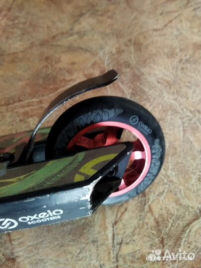 Трюковой самокат Decathlon Oxelo MF 1.8+, черный
