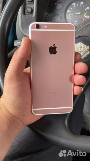 Телефон iPhone 6s+