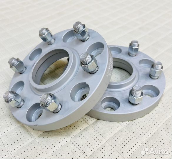 Проставки колесные 20 мм Cadillac Escalade