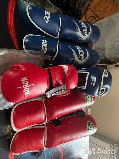 Перчатки, шлем защита ног clinch и green hill