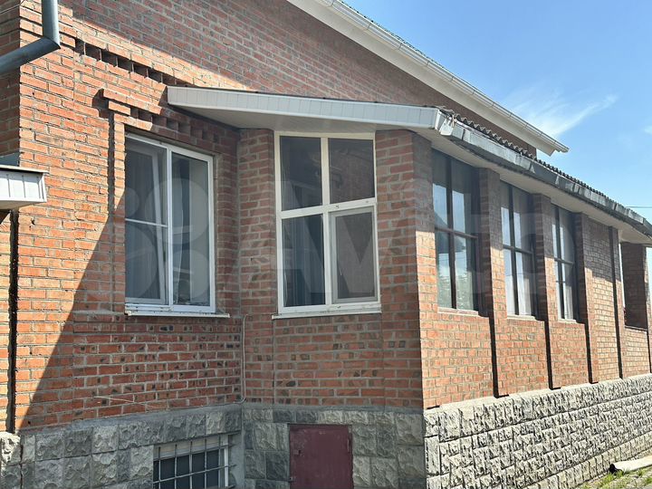 Дом 248 м² на участке 8 сот.