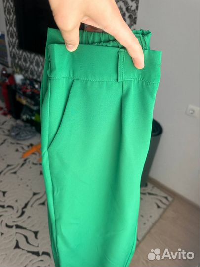 Пиджак и брюки женские