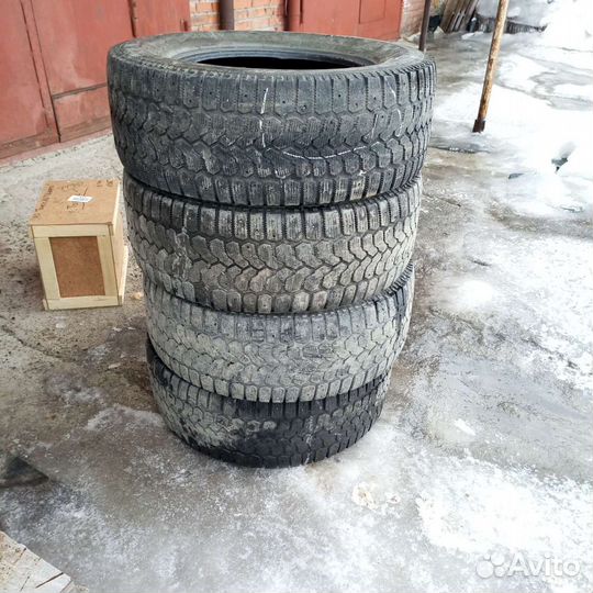 Bridgestone Coach AP1 265/70 R17