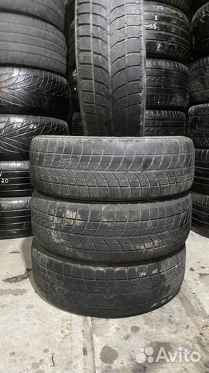 Bridgestone Blizzak DM-V2 205/70 R15