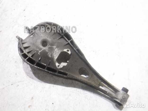 Рычаг задний нижний левый