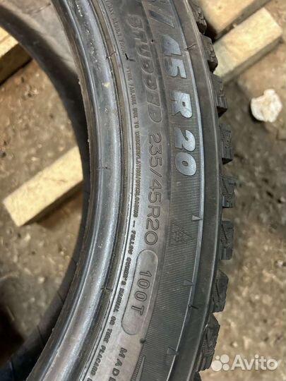 Michelin Latitude X-Ice North 2 235/45 R20